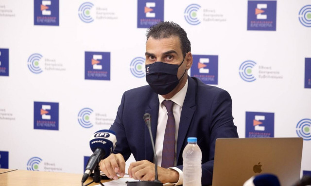 Κορονοϊός - Θεμιστοκλέους: Είμαστε έτοιμοι να προχωρήσουμε σε τρίτη δόση, αν χρειαστεί