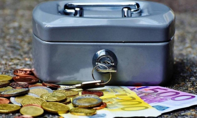 «Μπαράζ» πληρωμών: Συνεχίζονται οι πληρωμές για συντάξεις, αποζημιώσεις και επιδόματα