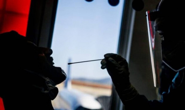 Κορoνοϊός - Κρήτη: Τουρίστρια προσπάθησε να ταξιδέψει με θετικό τεστ και συνελήφθη