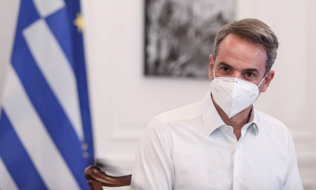 Στο Ενιαίο Συντονιστικό Κέντρο Επιχειρήσεων του Πυροσβεστικού Σώματος ο Μητσοτάκης