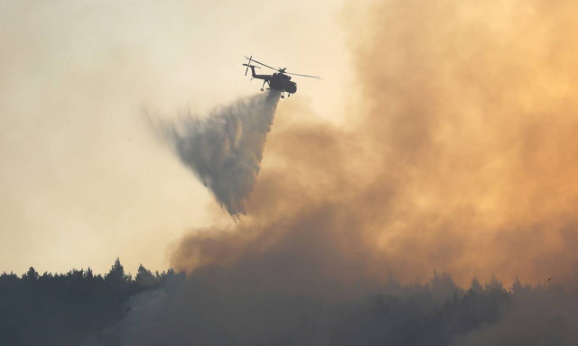 Μεγάλη φωτιά στη Μεσσηνία: Εκκενώνονται χωριά – Απειλείται το Διαβολίτσι