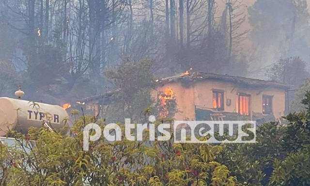 Δραματικές ώρες στην Αρχαία Ολυμπία: Αλλαγή του ανέμου - Η φωτιά κατευθύνεται στον Κρόνιο Λόφο