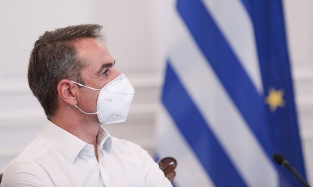 Φωτιές: Στο Κέντρο Επιχειρήσεων της Πυροσβεστικής ο Μητσοτάκης