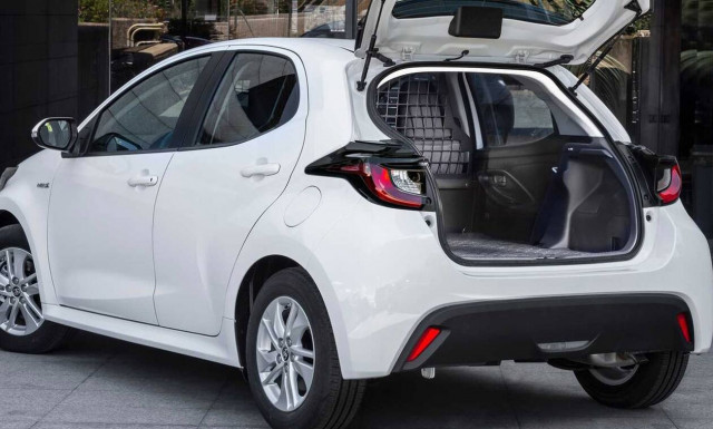 Το Toyota Yaris τώρα και ως ελαφρύ επαγγελματικό van
