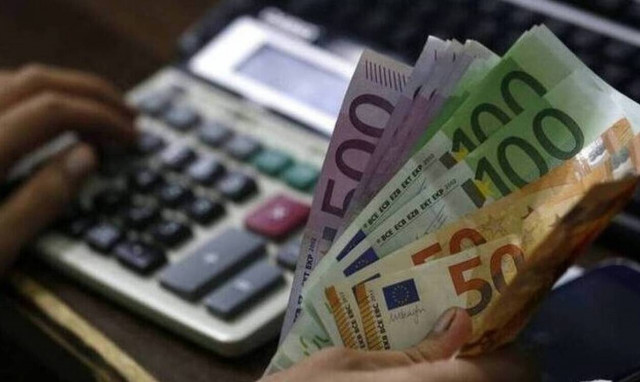 «Φρέναραν» οι επιστροφές ΦΠΑ στο δεύτερο τρίμηνο 2021