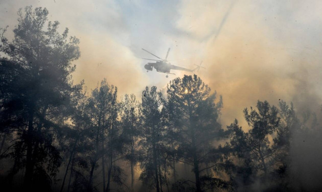 Ρόδος: Περιπολίες της Πυροσβεστικής σε όλες τις δασικές περιοχές του νησιού