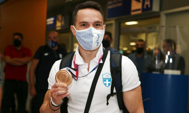 Πετρούνιας για φωτιές: «Κουράγιο στους πληγέντες»