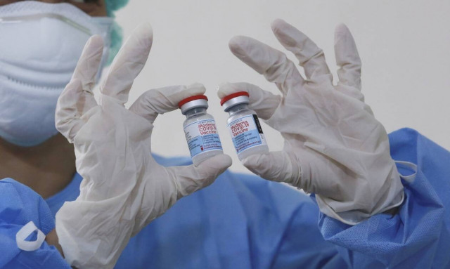 Κορονοϊός: Aποτελεσματικό κατά 93% το εμβόλιo της Moderna έως και έξι μήνες μετά τη δεύτερη δόση