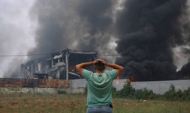 Φωτιά στην Αττική: Μεγάλη αναζωπύρωση στις Αφίδνες
