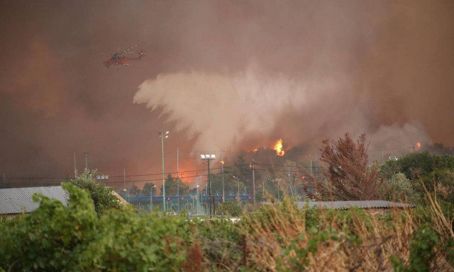 Φωτιά ΤΩΡΑ: Το συγκινητικό μήνυμα της Πολεμικής Αεροπορίας