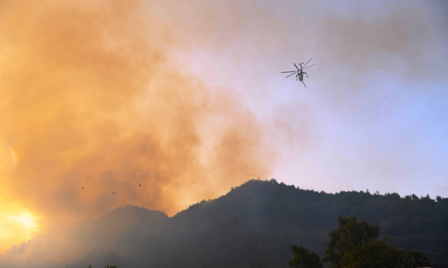 Φωτιά στην αρχαία Ολυμπία