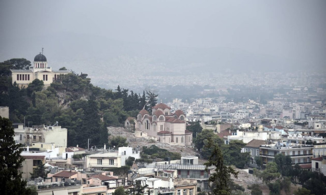 Καιρός: Παραμένουν τα μποφόρ την Κυριακή - Άνοδος της θερμοκρασίας