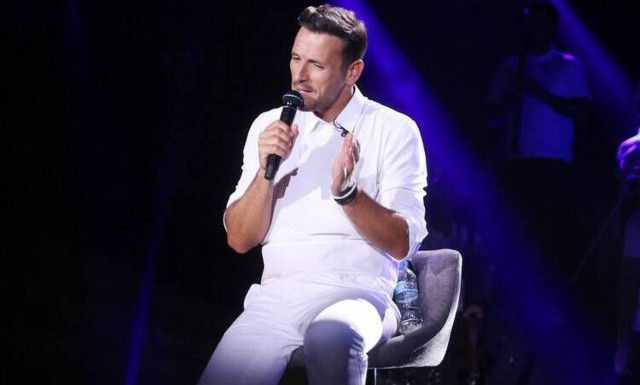 Νίκος Βέρτης: Αναστέλλονται οι εμφανίσεις του λόγω των πυρκαγιών