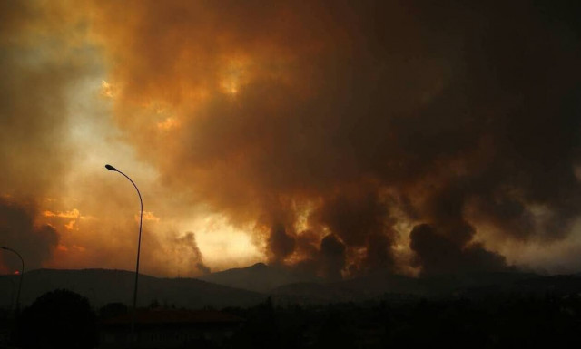 Αστεροσκοπείο Αθηνών: Ξεπέρασε τα Αντικύθηρα ο καπνός από τις φωτιές