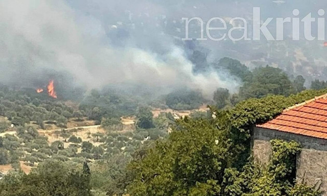 Φωτιά στο Hράκλειο: Σε ύφεση το μέτωπο στον Άγιο Θωμά