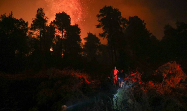 Πολύ υψηλός κίνδυνος πυρκαγιάς την Τρίτη για 5 Περιφέρειες της χώρας