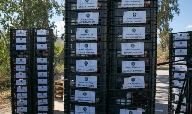 Οι δήμοι της Αττικής συγκεντρώνουν και στέλνουν βοήθεια στις πυρόπληκτες περιοχές