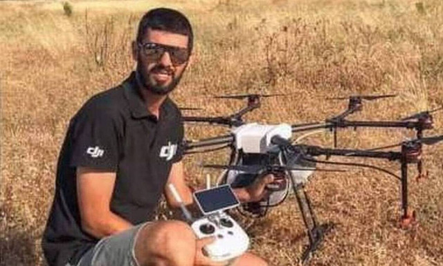 Βασίλης Φιλώρας: Το συγκινητικό αντίο των φίλων στον εθελοντή πυροσβέστη που έπεσε στο καθήκον