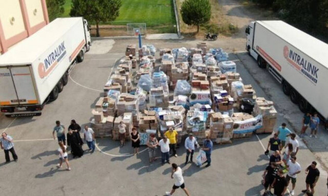 Φωτιές: Παροχή βοήθειας στους πυρόπληκτους της Αττικής και της Β. Εύβοιας