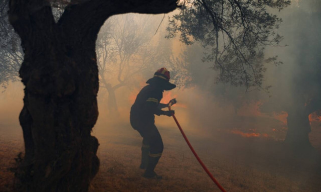 ΕΛ.ΑΣ.: Πώς να αποφύγετε τυχόν οικονομική εξαπάτηση σε «εράνους» για τους πυρόπληκτους