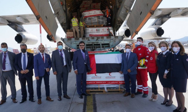 Ε.Ε.Σ: Τεράστια ανθρωπιστική βοήθεια για τους πυρόπληκτους από τα Ηνωμένα Αραβικά Εμιράτα