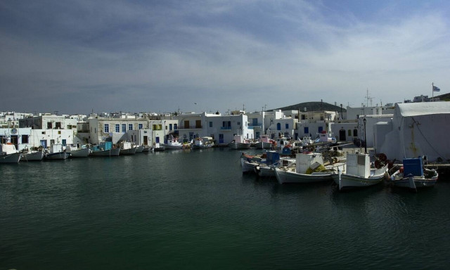 Κορονοϊός: Υψηλός ο δείκτης θετικότητας σε τουριστικά μέρη - «Ξέφυγαν» Νάξος και Πάρος