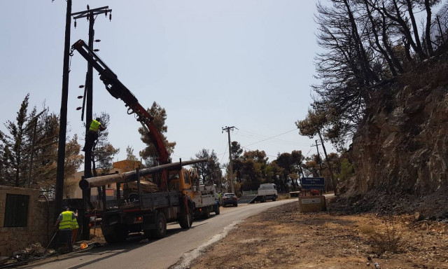 ΔΕΔΔΗΕ: Ποιες περιοχές συνεχίζουν να αντιμετωπίζουν προβλήματα ηλεκτροδότησης - Πού αποκαταστάθηκαν