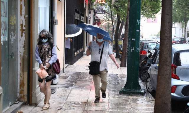 Καιρός: Πού και πότε θα χτυπήσουν σήμερα οι καταιγίδες – Δείτε χάρτες