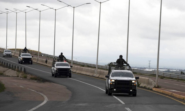 Φρίκη στο Μεξικό: Έξι πτώματα βρέθηκαν κρεμασμένα σε γέφυρα (ΣΚΛΗΡΕΣ ΕΙΚΟΝΕΣ)