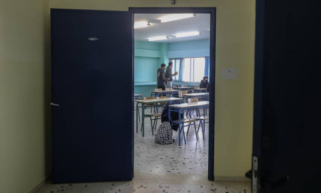 Νέα σχολική χρονιά: Με δύο εργαστηριακά τεστ την εβδομάδα οι ανεμβολίαστοι εκπαιδευτικοί