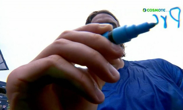 Στέφανος Τσιτσιπάς: Η συγκινητική «προσευχή» για την Ελλάδα (vid)