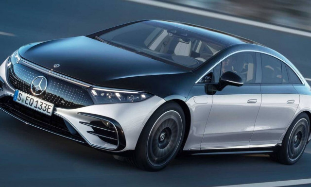 H Mercedes έχει σύστημα που προειδοποιεί για επερχόμενες λακκούβες