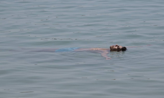 Σε υψηλά επίπεδα η θερμοκρασία της επιφάνειας της θάλασσας στην Ελλάδα