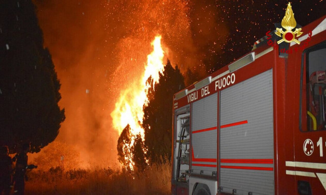 Ιταλία: Η ευρωπαϊκή χώρα που υπέστη τις μεγαλύτερες καταστροφές από τις δασικές πυρκαγιές το 2021