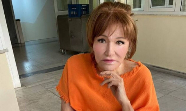 Μαίρη Χρονοπούλου: Εσπευσμένα στο νοσοκομείο - Τα τελευταία νέα της υγείας της