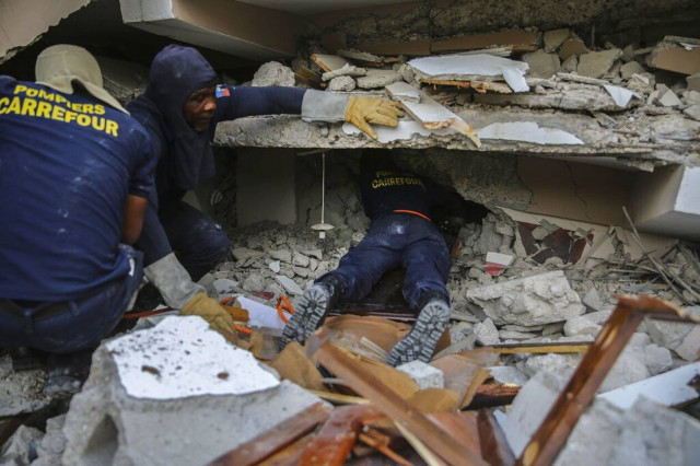 Φονικός σεισμός στην Αϊτή: Στους 724 οι νεκροί