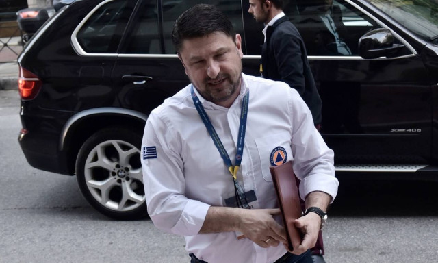 Νίκος Χαρδαλιάς: Τα τελευταία νέα για την υγεία του – Δίπλα του η οικογένειά του και η κυβέρνηση