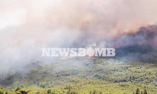 Φωτιά στην Κερατέα