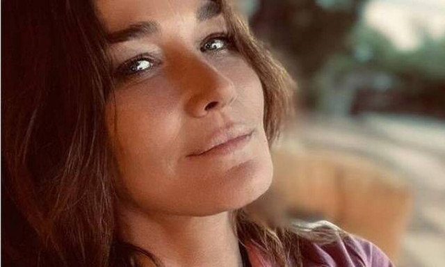 Κάρλα Μπρούνι: Την Ελλάδα επέλεξε για τις διακοπές της η πρώην πρώτη κυρία της Γαλλίας