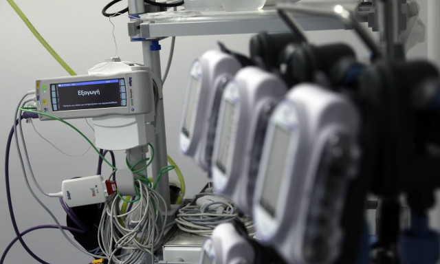 Καπραβέλος: Υπογράφουμε ένα πιστοποιητικό θανάτου από κορονοϊό την ώρα