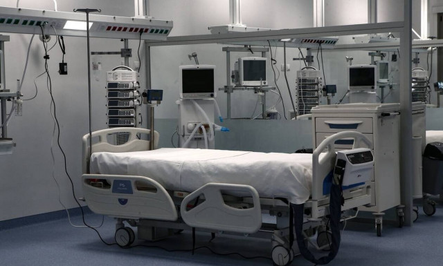 Κρήτη: Στην εντατική ανεμβολίαστη γιατρός με κορονοϊό - Έξι άτομα στις ΜΕΘ του Βενιζελείου