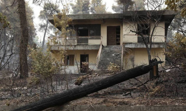 Έναρξη καταβολής αποζημιώσεων – Πιστώθηκαν τα πρώτα 3,7 εκατ. ευρώ σε 528 πυρόπληκτους