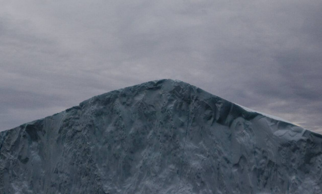 Για πρώτη φορά βροχή αντί για χιόνι στην κορυφή της Γροιλανδίας