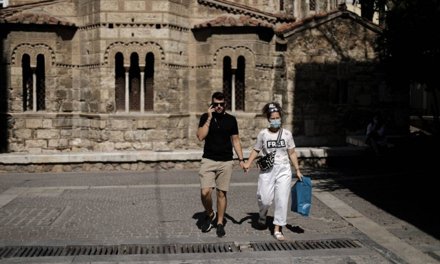 «Καμπανάκι» Μπουλμπασάκου: Οι νέοι δεν είναι άτρωτοι στον κορονοϊό