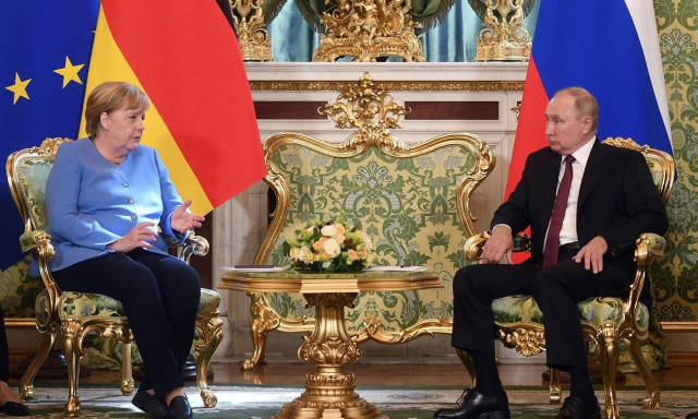 Συνομιλίες Μέρκελ- Πούτιν στη Μόσχα: Αφγανιστάν, Λιβύη, Ουκρανία και Λευκορωσία στην ατζέντα