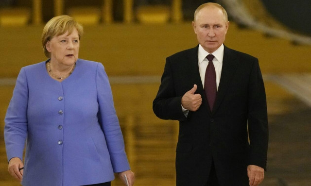 Αντιπαράθεση Μέρκελ με Πούτιν για τον Ναβάλνι κατά την επίσκεψή της στη Μόσχα