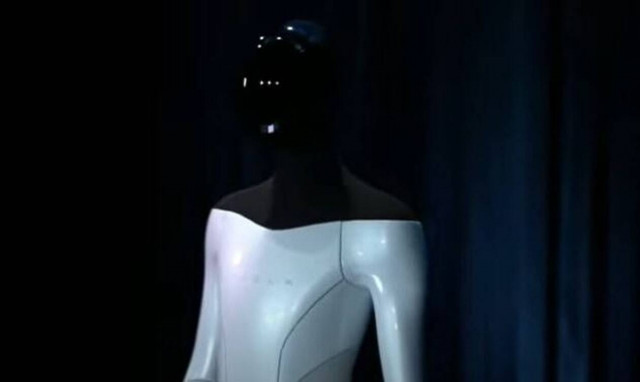 Ο Έλον Μασκ ετοιμάζει ανθρωποειδές ρομπότ – Το 2022 η πρεμιέρα του Tesla Bot