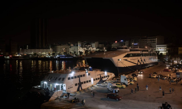 Κορονοϊός: Επιστρέφουν αδειούχοι και… μέτρα – Ανησυχητική αύξηση στους διασωληνωμένους