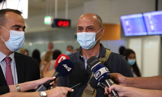 Έφτασε στην Αθήνα και ο τρίτος Έλληνας από το Αφγανιστάν