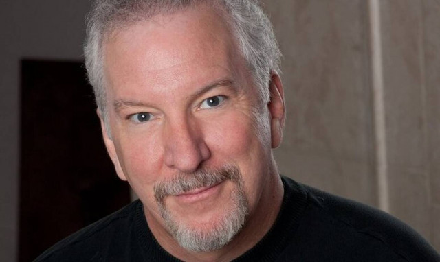 Κορονοϊός: Πέθανε διάσημος ραδιοφωνικός παραγωγός - Ήταν αρνητής των εμβολίων